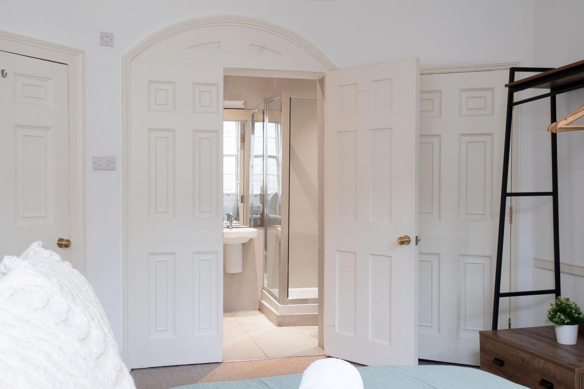 Vauxhall - 2Br With Patio - Cityapartmentstay London Luaran gambar